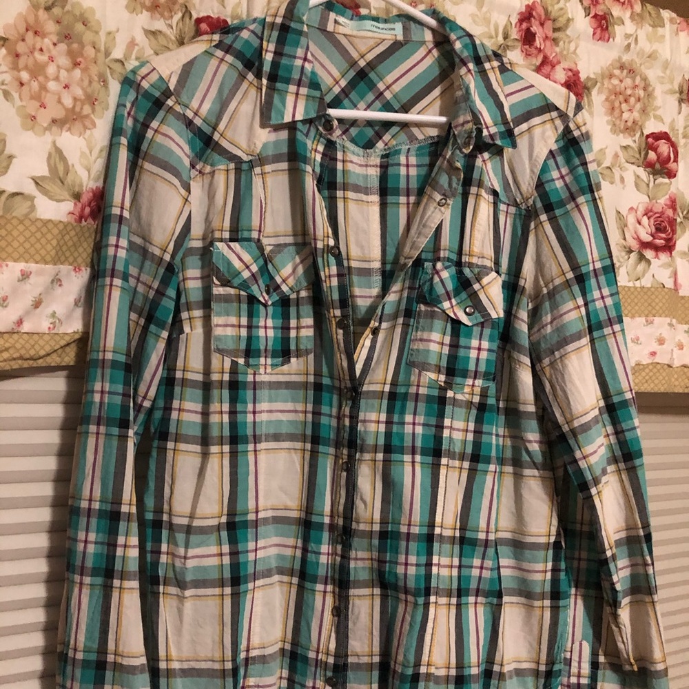 Cute plaid shirt